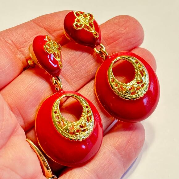 Mod pierced earrings 1980s style Goldtone drop & dangle hot pink enamel finish - Picture 5 of 6